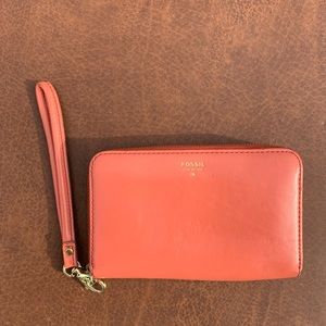 Fossil leather zip wristlet